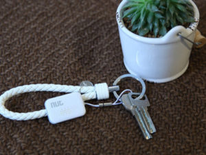 less-stressful-travel-Nut-Mini-Tracker